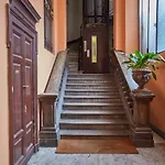 Guesthost - Tortona Design Flat Апартаменты