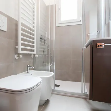 Guesthost - Tortona Design Flat