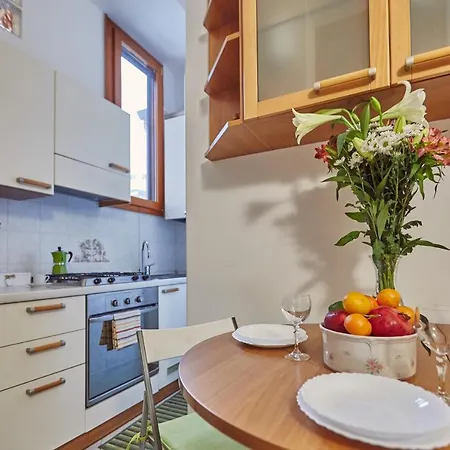 Guesthost - Tortona Design Flat Милан